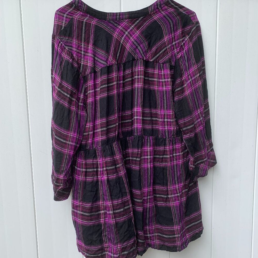 Torrid Top Size 1x - Picture 2 of 2